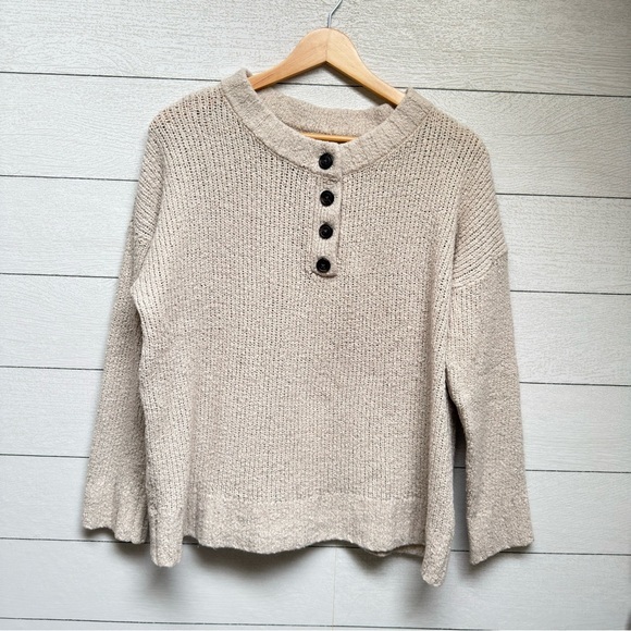 American Eagle Outfitters Sweaters - American Eagle | Cozy Oversized Cream Knit Sweater  | Size M